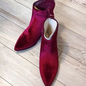 (3-2727)  A New Day Women's  Delilah  Ankle Boots  Sz  5.5